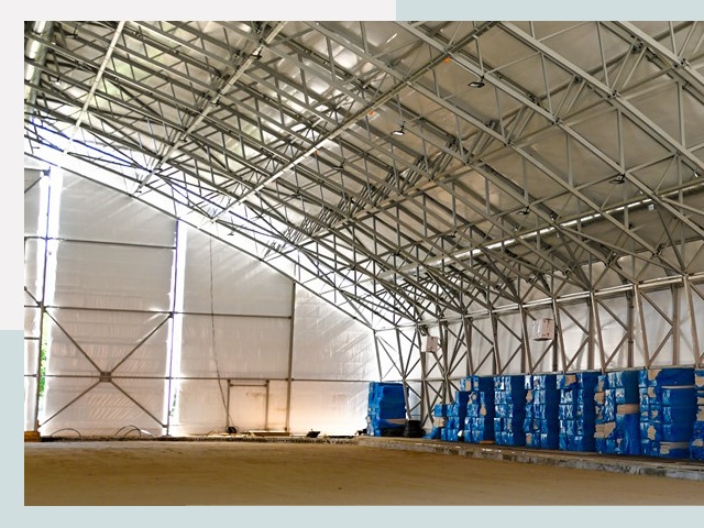 Строительство крытых катков в Северске