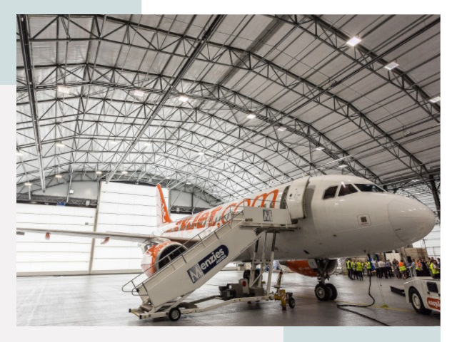 Авиационные ангары в Северске